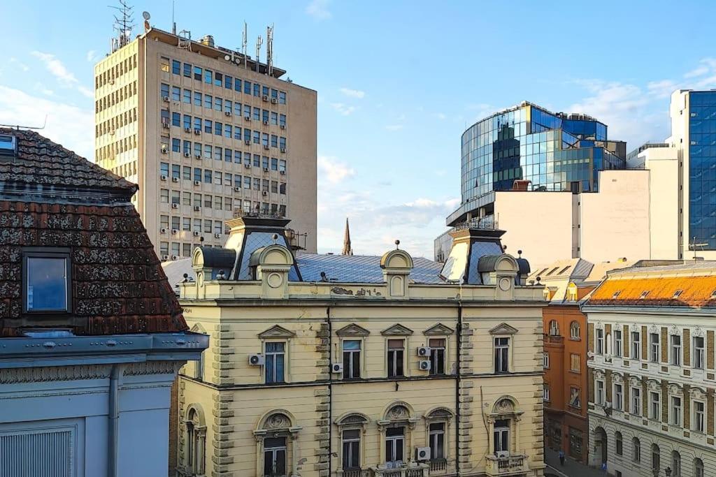Filinhome Trg Mladenaca Novi Sad Exterior photo